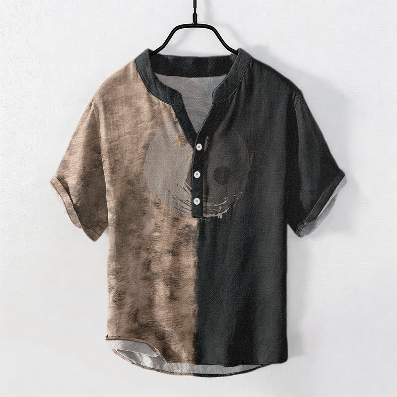Buddha Stones Chemise homme à manches courtes et demi-boutons, imprimée à l'encre Taiji bicolore en coton - Tanné - US/UK/AU50，EU60 (5XL) - image 0