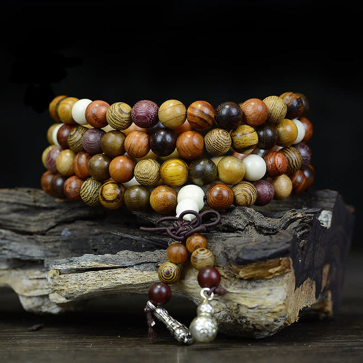 Buddha Stones Mala de 108 perles en bois naturel multicolore pour une énergie apaisante - 8 mm x 108 - image 0