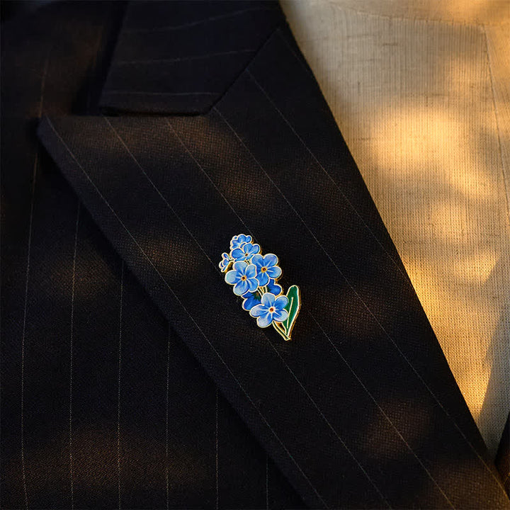 Buddha Stones Broche en cuivre représentant un petit myosotis, un coquelicot, du muguet, un hortensia et un lupin. - image 3