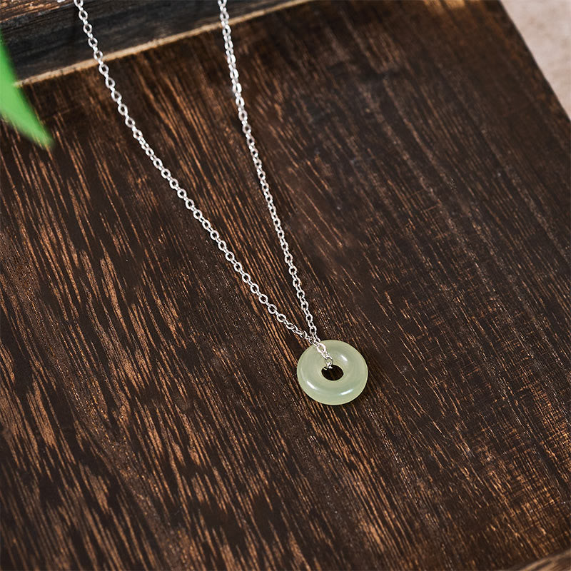 Buddha Stones Collier pendentif boucle de paix en jade vert naturel, symbole de prospérité - image 12