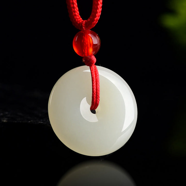 Buddha Stones Collier pendentif Jade Peace Buckle Abundance en corde rouge - image 1