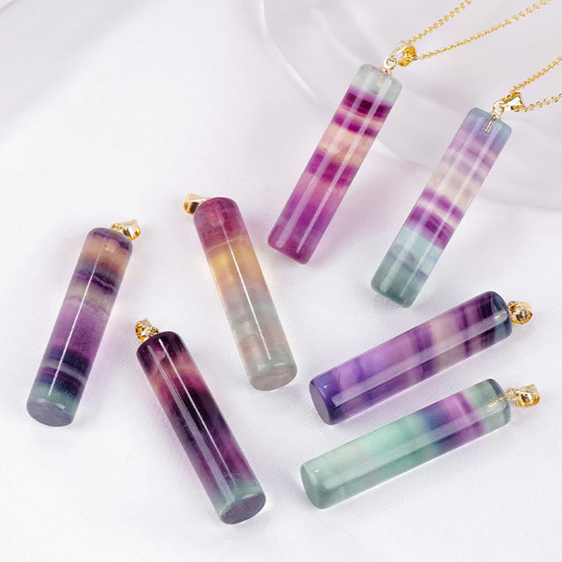 Buddha Stones Pendentif cylindrique de protection en fluorite naturelle colorée - image 5