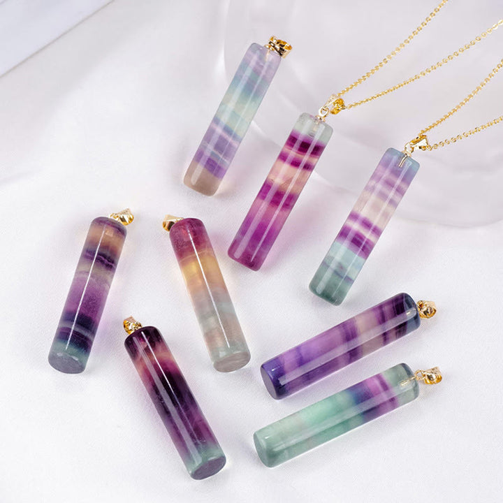 Buddha Stones Pendentif cylindrique de protection en fluorite naturelle colorée - image 9
