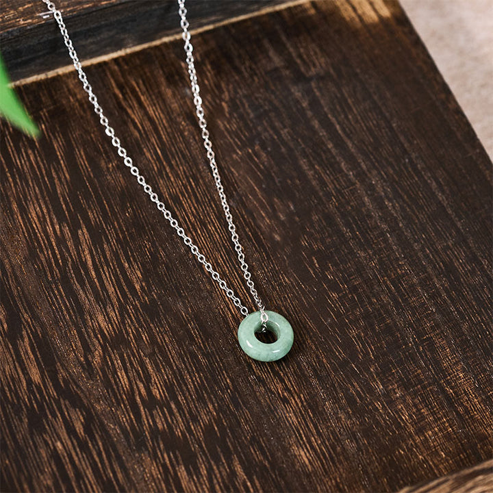 Buddha Stones Collier pendentif porte-bonheur en jade vert, boucle de paix et abaque - image 11