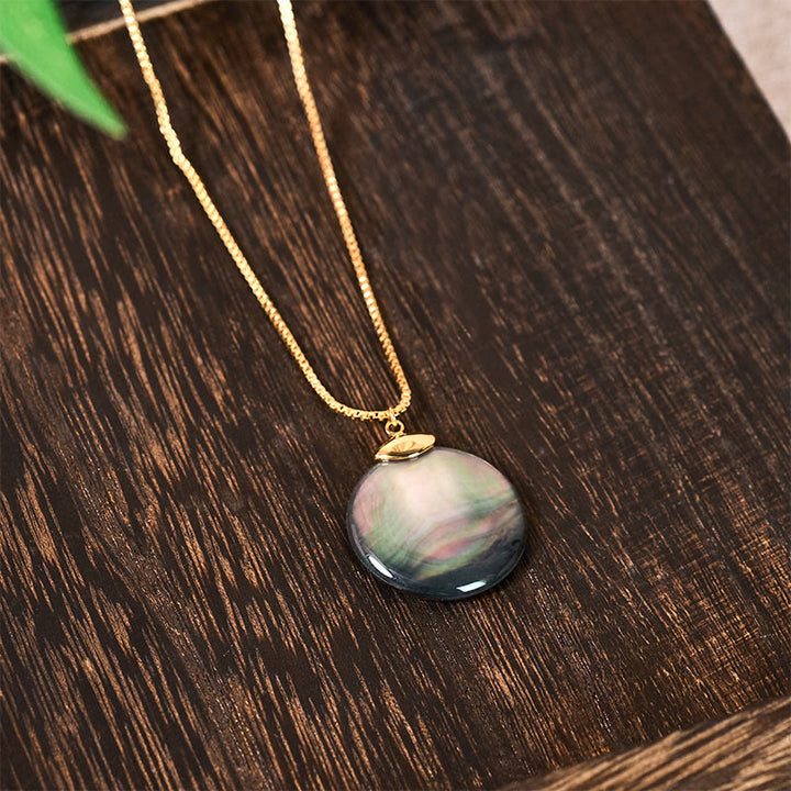 Buddha Stones Pendentif apaisant en pierre de tridacne ronde - image 10