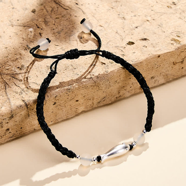 Buddha Stones Bracelet de protection en argent sterling 999 avec motif de carpe koï et agate blanche tressée. - image 3