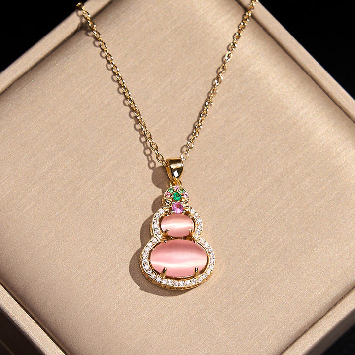 Buddha Stones Pendentif en calcédoine rose en forme de gourde, symbole d'optimisme. - image 10