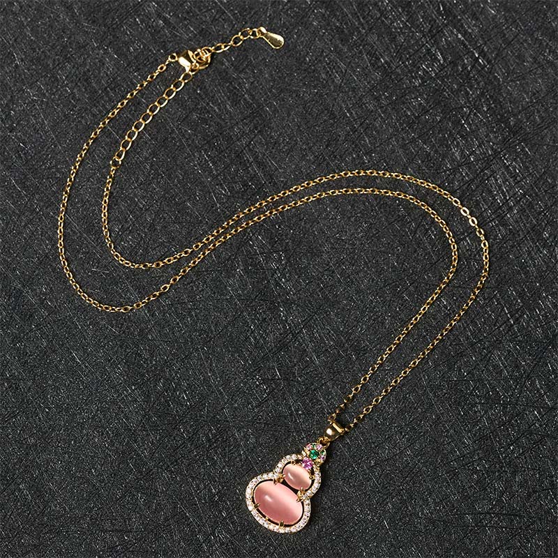 Buddha Stones Pendentif en calcédoine rose en forme de gourde, symbole d'optimisme. - image 4