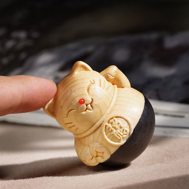 Buddha Stones Chat porte-bonheur miniature en bois d'ébène et de hêtre sculpté, sculpté, attirant la richesse et la protection, 4,7 x 4 cm - 4,7 x 4 cm (la couleur et la taille peuvent varier) - image 0