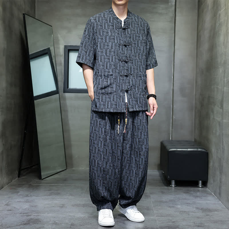 Buddha Stones Ensemble homme 2 pièces : chemise à manches courtes à col mandarin et boutons brandebourg, style géométrique, pantalon harem avec poches. - image 3
