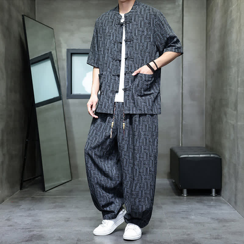 Buddha Stones Ensemble homme 2 pièces : chemise à manches courtes à col mandarin et boutons brandebourg, style géométrique, pantalon harem avec poches. - image 6