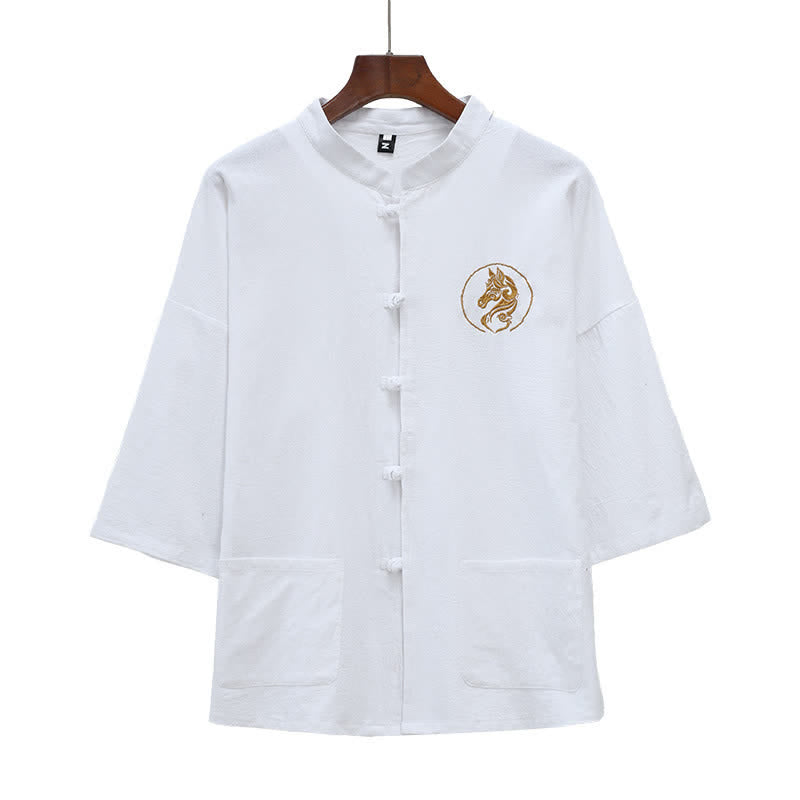Buddha Stones Chemises d'été pour hommes à manches courtes, col mandarin, broderie cheval, boutons brandebourg, couleur unie, avec poches - Blanc - US/UK/AU46，EU56 (5XL) - image 4