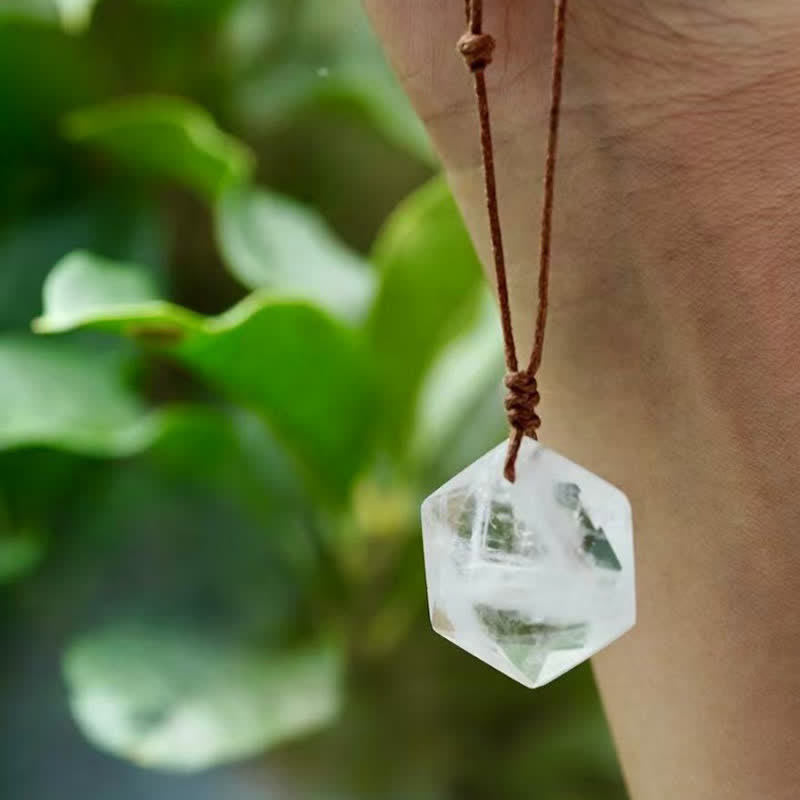 Buddha Stones Collier pendentif en agate indienne, quartz clair et améthyste sculptés en forme d'étoile de David, symbole de guérison. - image 1