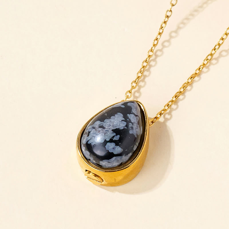 Buddha Stones Collier pendentif en forme de larme, orné d'agate dentelle bleue naturelle, de quartz rose et d'onyx noir. - Chaîne en or et obsidienne flocon de neige - image 17