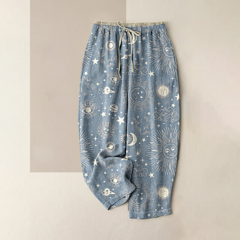 Buddha Stones Pantalon pour femme en pur coton, à taille élastique et poches, motif soleil, lune et étoiles célestes - Bleu acier clair - US16，UK/AU20，EU48 (3XL) - image 4