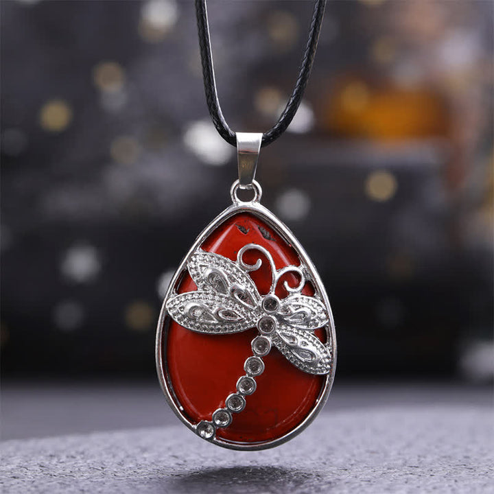 Buddha Stones Collier Balance en aventurine verte naturelle avec incrustation de cristal en forme de larme et libellule. - Agate rouge naturelle (la couleur peut varier) - image 7