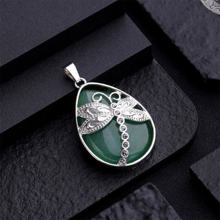 Buddha Stones Collier Balance en aventurine verte naturelle avec incrustation de cristal en forme de larme et libellule. - image 2