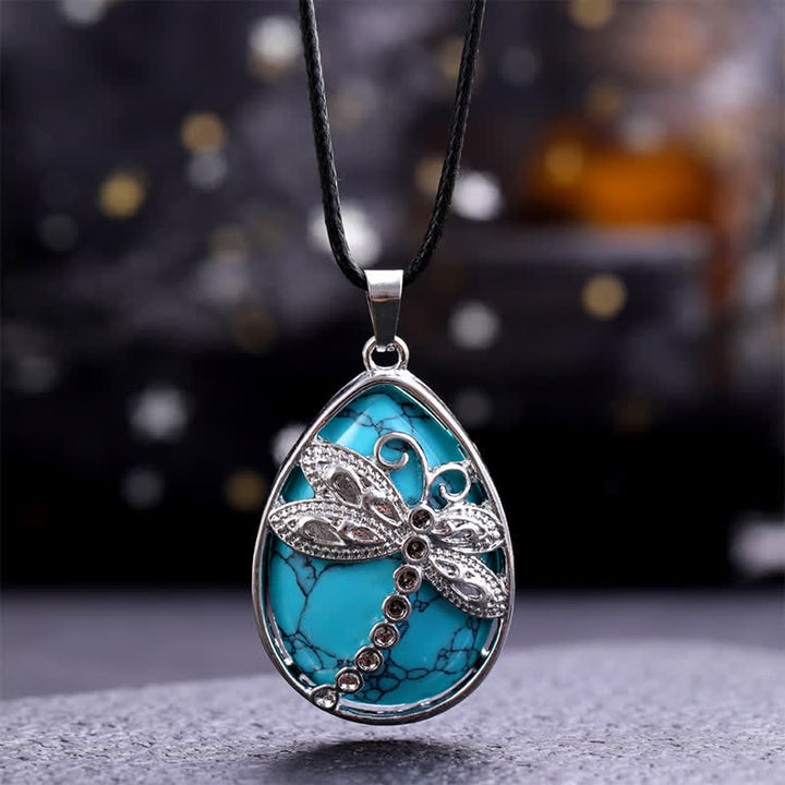 Buddha Stones Collier Balance en aventurine verte naturelle avec incrustation de cristal en forme de larme et libellule. - Turquoise naturelle (la couleur peut varier) - image 19