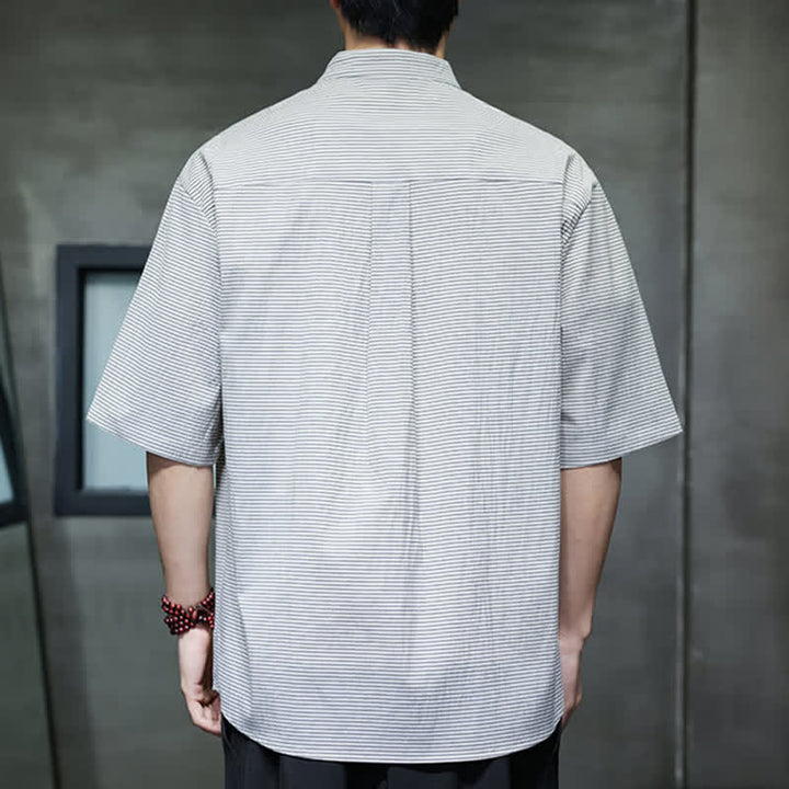 Buddha Stones Chemises à manches courtes pour hommes, style décontracté d'été, à col mandarin et à fines rayures. - image 1