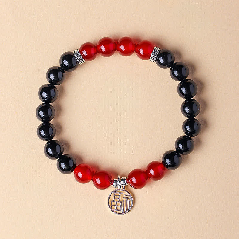 Buddha Stones Bracelet porte-bonheur en perles d'onyx noir représentant le personnage Fu - Onyx noir et agate rouge (tour de poignet : 15–16 cm) - image 9