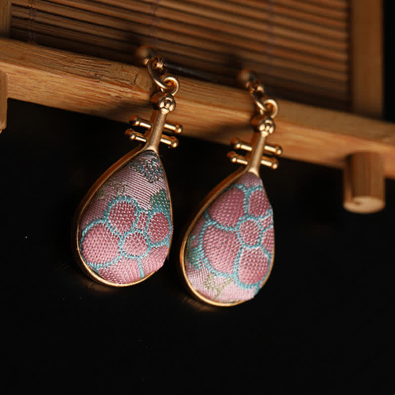 Buddha Stones Boucles d'oreilles artisanales en forme de larme, motif floral en brocart Song, harmonie en brocart. - image 3