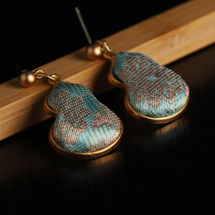 Buddha Stones Boucles d'oreilles pendantes artisanales en brocart Song, en forme de gourde, motif floral et bénédiction - image 5