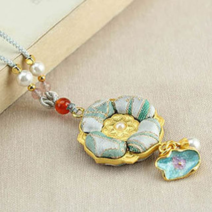 Buddha Stones Collier porte-bonheur en brocart Song à quatre feuilles et trèfle à quatre feuilles - image 15