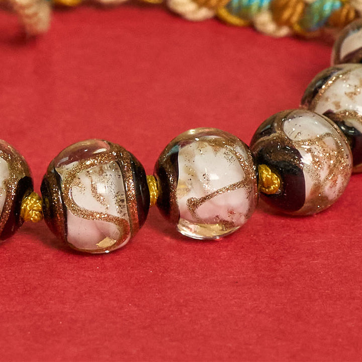 Buddha Stones Bracelet en perles de verre Liuli tibétain, orné des cinq directions, des dieux de la richesse et de la bénédiction du Bouddha. - image 24