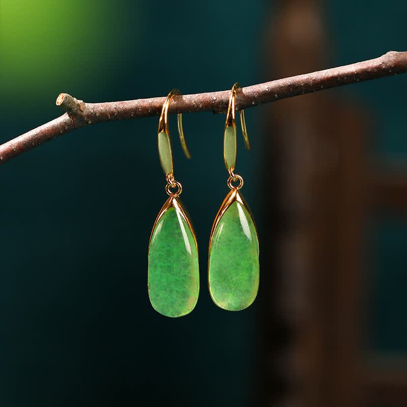 Buddha Stones Boucles d'oreilles Jade en forme de larme, style vintage doré - Boucles d'oreilles en jade en forme de larme - Cuivre (Connexion harmonique ♥ Mise à la terre) - image 0