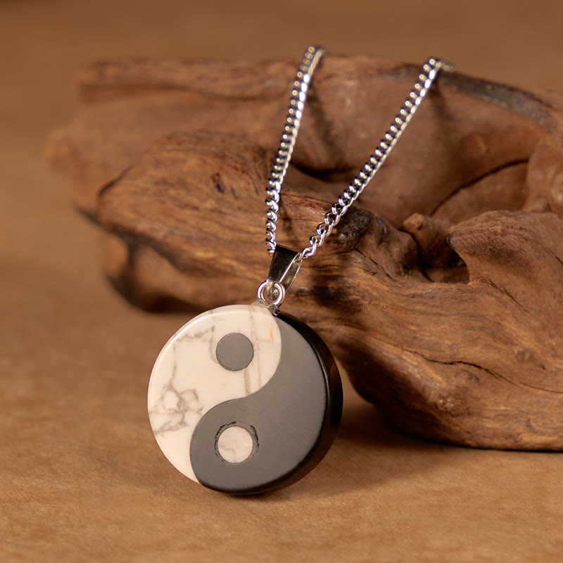 Buddha Stones Collier Yin Yang Tai Chi en obsidienne noire naturelle et turquoise blanche, symbole de force et de puissance. - image 1