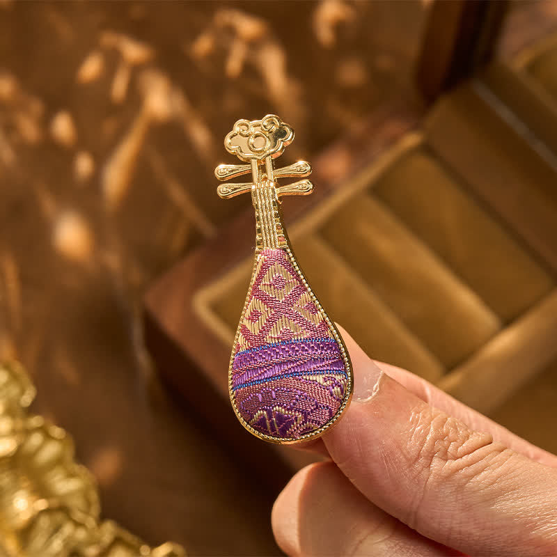 Buddha Stones Broche chinoise neuve en brocart Song, ornée d'un guqin à motif floral et confectionnée à la main. - Brocart Chant (Prospérité♥Harmonie) - image 0
