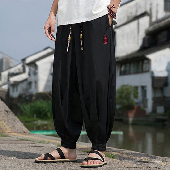 Buddha Stones Pantalon harem d'été décontracté avec cordon de serrage et broderie à caractères chinois, style intemporel, longueur cheville, poches. - image 4