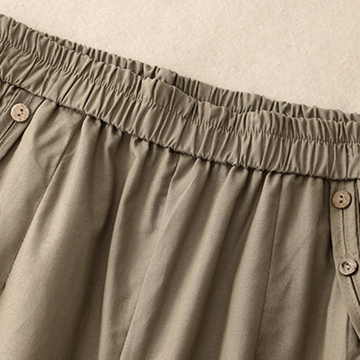 Buddha Stones Pantalon sarouel court uni à boutons décoratifs, style printemps-été décontracté, avec poches. - image 11