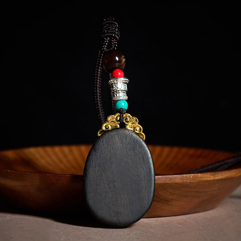 Buddha Stones Collier ovale tribal fait main en bois d'ébène « Sagesse » - image 2