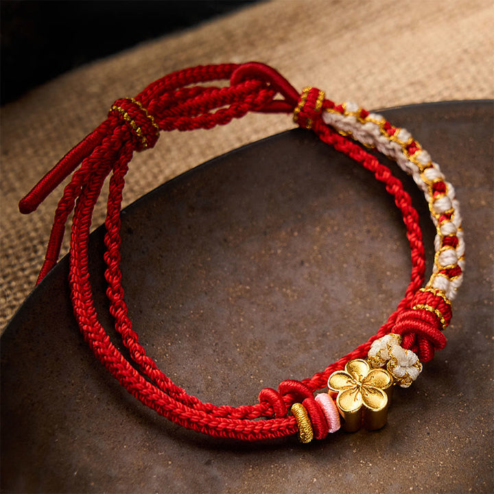 Buddha Stones Bracelet double couche en corde tressée à la main, motif fleur de pêcher et nœuds. - Rouge - Avec accessoire Fleur de Pêcher - image 0