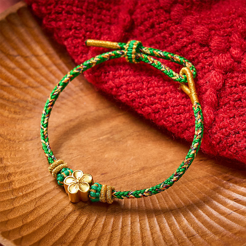 Buddha Stones Bracelet ajustable de protection composé de cinq couleurs de cordelette verte tissée à la main, de lingots verts et d'amulettes en forme de fleur de prunier. - Vert - Avec accessoire Fleurs de Pêcher - image 10