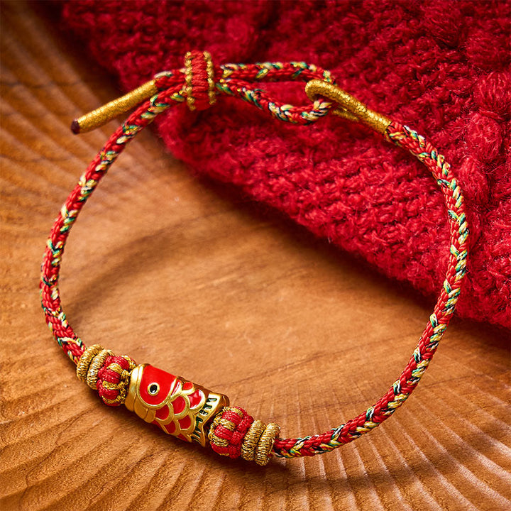 Buddha Stones Bracelet de protection en fil rouge tissé à la main, motif carpe koï et fleur - image 9
