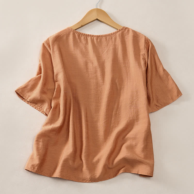 Buddha Stones T-shirts d'été minimalistes à col en V, manches courtes, couleur unie, avec boutons décoratifs, pour femmes - image 1