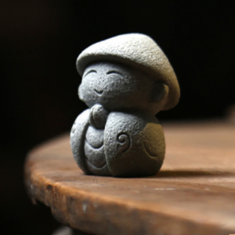 Buddha Stones Petite statue de prière en résine représentant le Bouddha Ksitigarbha, symbole de méditation et de compassion. - image 3