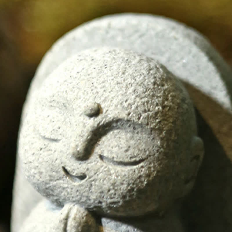 Buddha Stones Petite statue de prière en résine représentant le Bouddha Ksitigarbha, symbole de méditation et de compassion. - image 7