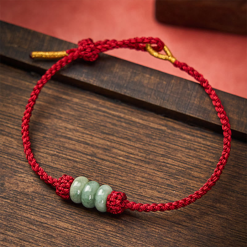 Buddha Stones Bracelet de protection ajustable fait main, tressé à la main avec un cordon rouge et des perles de jade de 3 mm. - Rouge foncé (tour de poignet 15-20 cm) - image 0