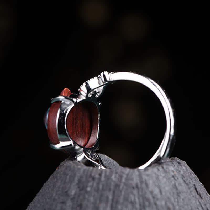 Buddha Stones Bague ajustable pour chat en bois de santal rouge à petites feuilles, symbole de longévité - image 3