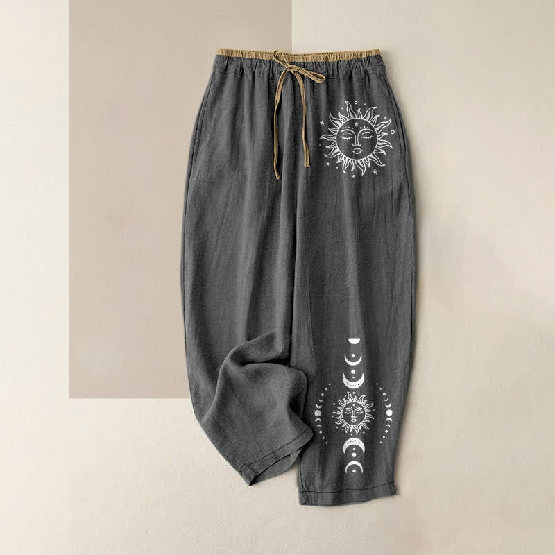 Buddha Stones Pantalon pour femme en pur coton, à taille élastique et poches, motif soleil, lune et étoiles célestes - Gris sombre - US16，UK/AU20，EU48 (3XL) - image 4