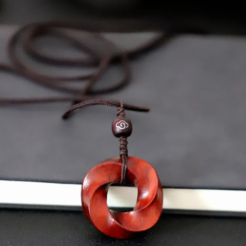 Buddha Stones Collier pendentif en corde d'éternité avec nœud infini en bois de santal rouge - image 3