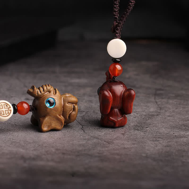 Buddha Stones Porte-clés tressés en bois de santal vert en forme d'éléphant STRENGTH - image 11