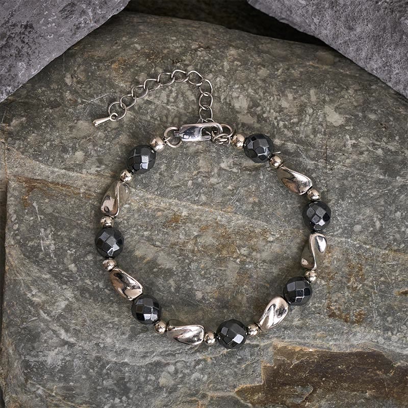 Buddha Stones Bracelet robuste en hématite naturelle et acier titane à maillons. - image 1