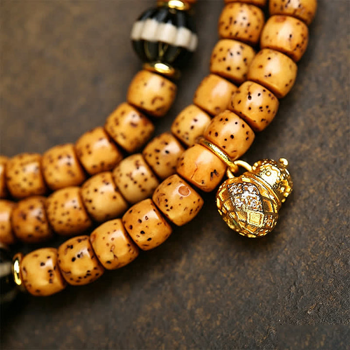 Buddha Stones Mala tibétain fait main de 108 perles, orné de graines de Bodhi, de courge renard et d'étoiles lunaires. - image 3