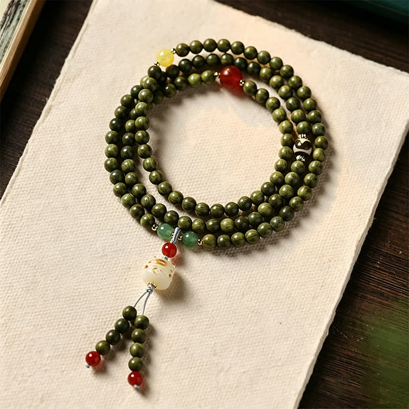 Buddha Stones Mala ethnique rétro tissée à la main en bois de santal vert, symbole de sérénité et de chat - Bois de santal vert (Énergie calme ♥ Équilibre spirituel) - image 0