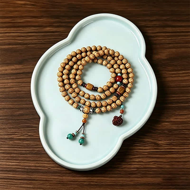 Buddha Stones Mala rond de 108 perles, orné de graines de lotus, de graines de Bodhi et d'étoiles, de lunes et de graines, fabriqué à la main. - image 1