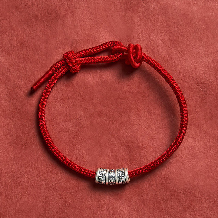 Buddha Stones Bracelet de protection Om Mani Padme Hum en cordelette rouge tressée à la main - Rouge - 5,91-7,48 pouces (15-19 cm) - image 0